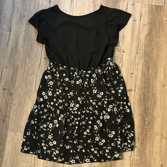 Black Floral Dress - Picture 1 of 2